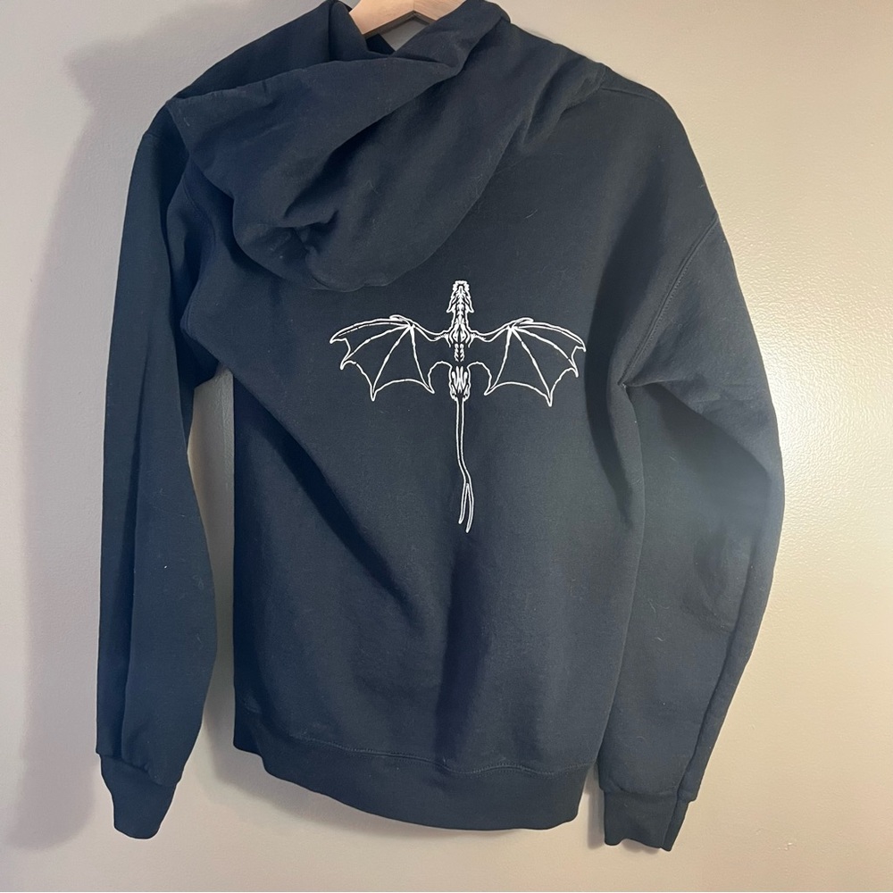 FOURTH WING WING LEADER HOODIE